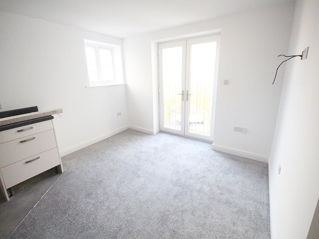 2 bedroom apartment To Let in Earby - IMG_5053.jpg